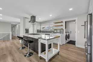 1893 E Lincoln Ln, Holladay, UT 84124 - Photo 10