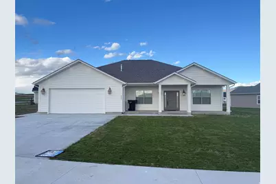 561 E Eagle Dr, Preston, ID 83263 - Photo 1