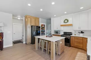 1147 N Carriage Ln, Spanish Fork, UT 84660 - Photo 12