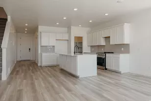 388 E Clear Granite Way, Eagle Mountain, UT 84005 - Photo 12