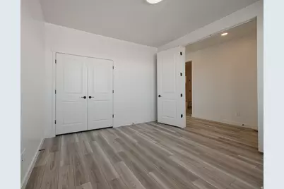 388 E Clear Granite Way, Eagle Mountain, UT 84005 - Photo 14