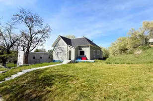 548 E 27th St, Ogden, UT 84401 - Photo 2