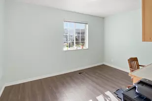 225 N 400 W, Orem, UT 84057 - Photo 16