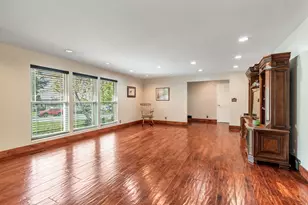 8329 S Escalante Dr, Sandy, UT 84093 - Photo 12