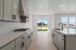 2816 W Aurora Ave, Mapleton, UT 84664 - Photo 6