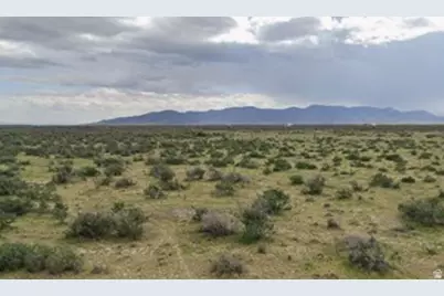 800 N 1200 E #16, Beryl, UT 84714 - Photo 2