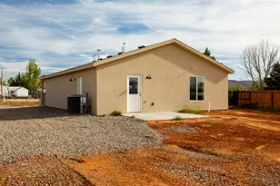 485 W Vance Dr, Kanab, UT 84741 - Photo 40