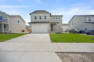 1043 W 400 S, Brigham City, UT 84302 - Photo 2