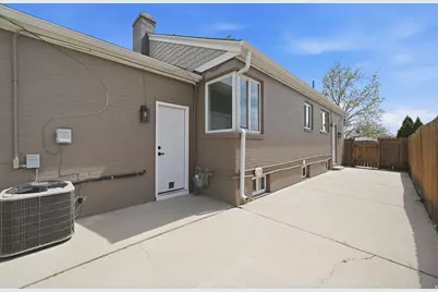 1880 S 2100 E, Salt Lake City, UT 84108 - Photo 32