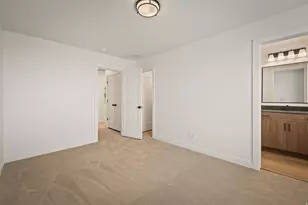 4046 S Sandridge Dr W, Roy, UT 84067 - Photo 8