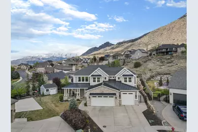 9558 N Avanyu Dr, Cedar Hills, UT 84062 - Photo 4