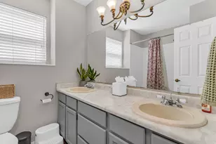 1176 E Starpine Dr, Sandy, UT 84094 - Photo 24