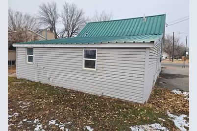 277 S 100 E, Vernal, UT 84078 - Photo 14