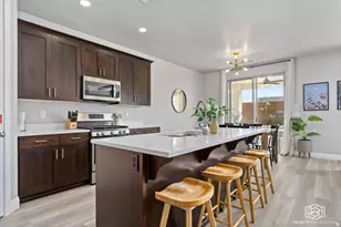 262 N Ladera Dr, Washington, UT 84780 - Photo 8