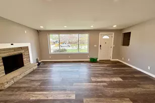 6784 S 1530 E, Cottonwood Heights, UT 84121 - Photo 10