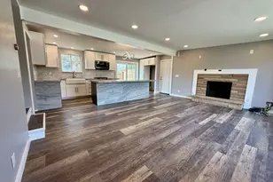 6784 S 1530 E, Cottonwood Heights, UT 84121 - Photo 8