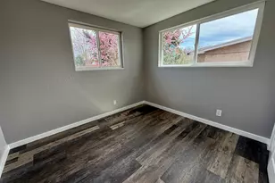 6784 S 1530 E, Cottonwood Heights, UT 84121 - Photo 26
