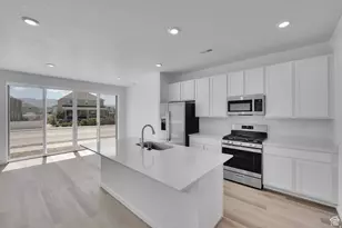 71 W Alpenglow Ln, Stansbury Park, UT 84074 - Photo 10