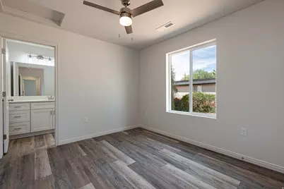 573 W Chamberlain Dr, Kanab, UT 84741 - Photo 24