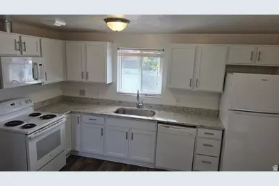 281 W 650 S, Bountiful, UT 84010 - Photo 6