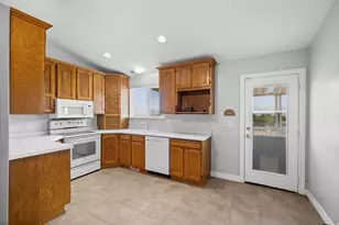 5563 S Copper City Dr, Kearns, UT 84118 - Photo 22