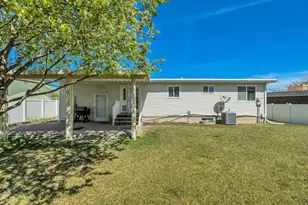 2813 W Sweet Basil North St S, Taylorsville, UT 84129 - Photo 26