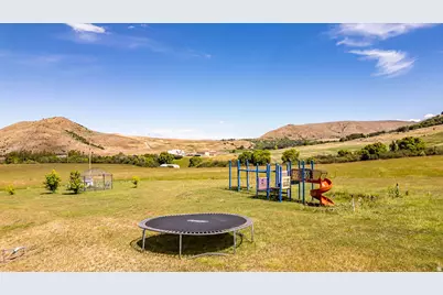 2307 Maple Leaf Dr, Cove, UT 84320 - Photo 48