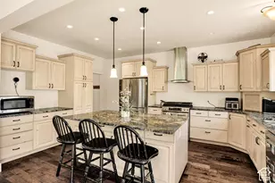 2307 Maple Leaf Dr, Cove, UT 84320 - Photo 10