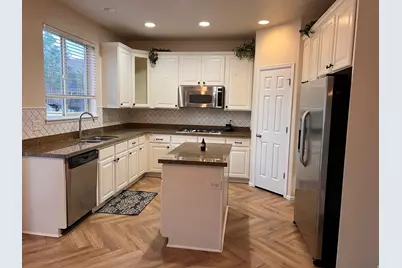 2001 E Fielding Ln, Draper, UT 84020 - Photo 8