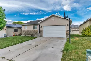1118 N Ridge Ct E, Spanish Fork, UT 84660 - Photo 2