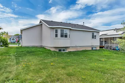 1118 N Ridge Ct E, Spanish Fork, UT 84660 - Photo 4