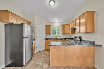 1118 N Ridge Ct E, Spanish Fork, UT 84660 - Photo 10