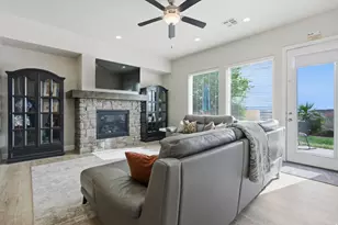 1951 N Augusta Ct, Washington, UT 84780 - Photo 10
