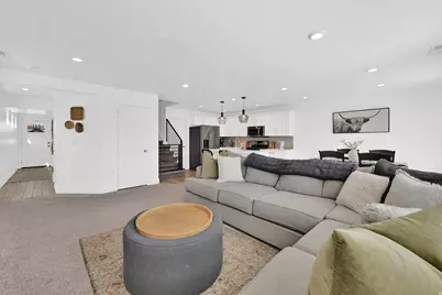 6526 S Aspen Ln, South Weber, UT 84405 - Photo 4