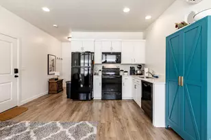 712 W Blue Mountain Dr, Saratoga Springs, UT 84045 - Photo 40