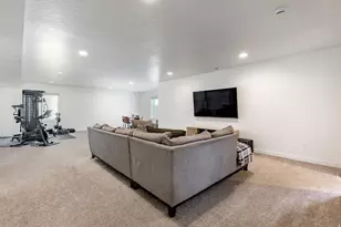 712 W Blue Mountain Dr, Saratoga Springs, UT 84045 - Photo 26