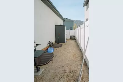 4479 E Pine Dr, Eagle Mountain, UT 84005 - Photo 80