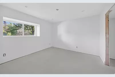1775 E Rosecrest Dr, Salt Lake City, UT 84108 - Photo 24