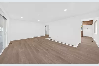 1775 E Rosecrest Dr, Salt Lake City, UT 84108 - Photo 8