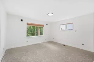 1775 E Rosecrest Dr, Salt Lake City, UT 84108 - Photo 12