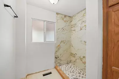 1775 E Rosecrest Dr, Salt Lake City, UT 84108 - Photo 4