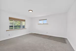 1775 E Rosecrest Dr, Salt Lake City, UT 84108 - Photo 12