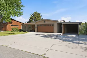 1775 E Rosecrest Dr, Salt Lake City, UT 84108 - Photo 2