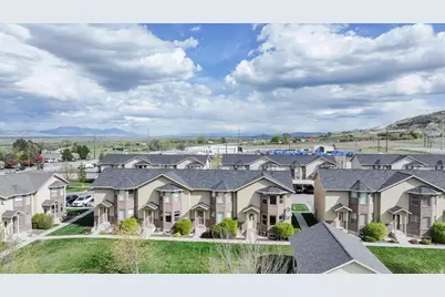 101 E 630 N #24, Smithfield, UT 84335 - Photo 2