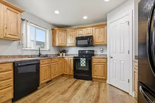 101 E 630 N, Smithfield, UT 84335 - Photo 6
