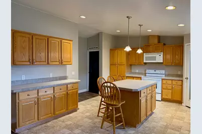 264 S Main St, Laketown, UT 84038 - Photo 12