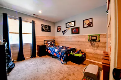 228 S Larkin Ln W, Kaysville, UT 84037 - Photo 8