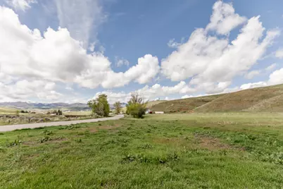 1301 E 8500 S, Paradise, UT 84328 - Photo 36
