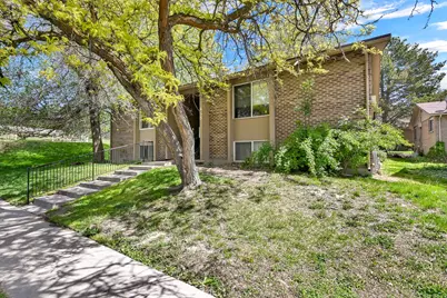 455 E 5600 S #D, Murray, UT 84107 - Photo 2