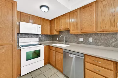 455 E 5600 S #D, Murray, UT 84107 - Photo 14